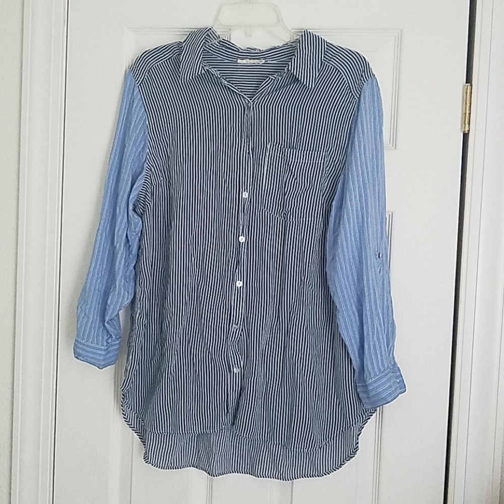 Striped Buttom down shirt size L